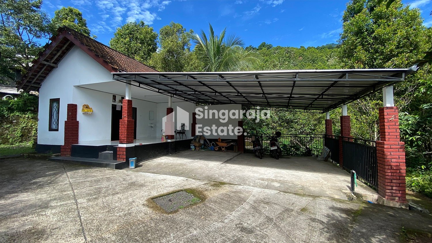 3-Story Villa with Sea View 10 Mins from Singaraja City Center - Image 9